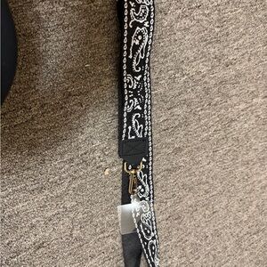 Black and White Paisley Phone Lanyard
